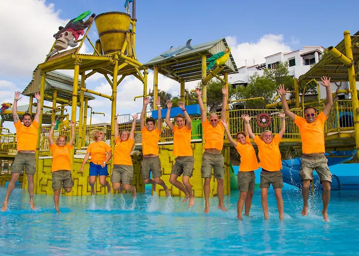 Fergus Club Carema Splash