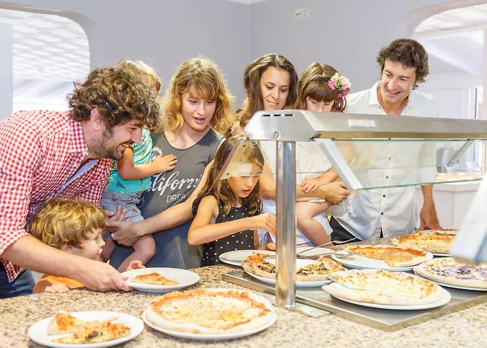 מלון דירות Fergus Club Carema Splash