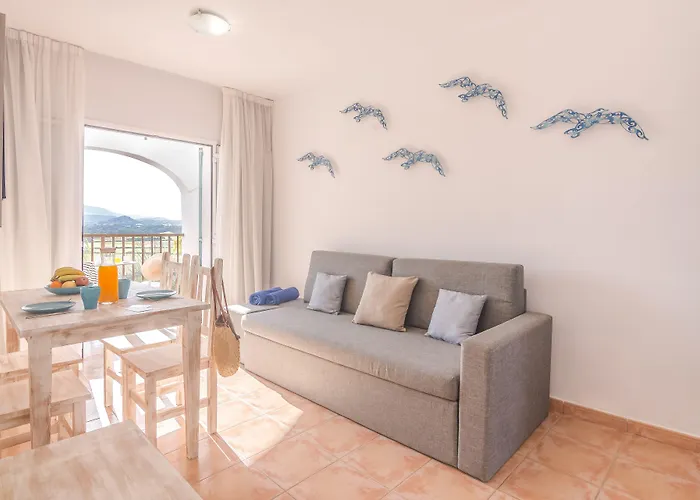 Fergus Club Carema Splash מלון דירות 4*