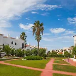 Aparthotel Fergus Club Carema Splash