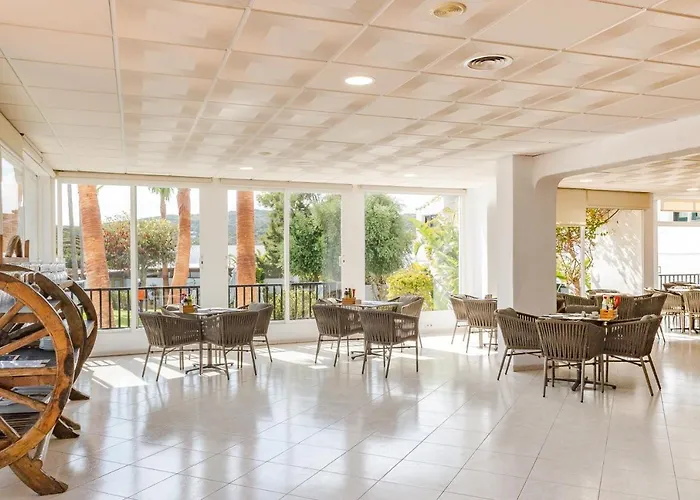 Aparthotel Fergus Club Carema Splash Playas De Fornells