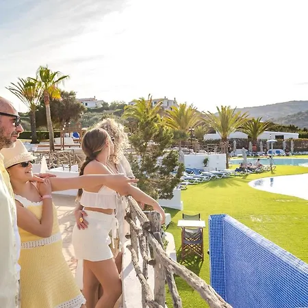 Fergus Club Carema Splash Lejlighedshotel