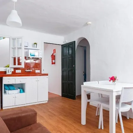 Fergus Club Carema Splash 4* Playas De Fornells