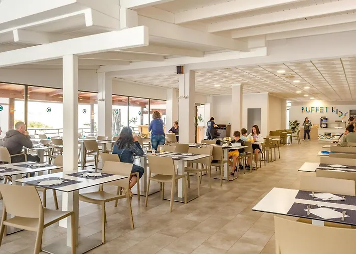 Fergus Club Carema Splash 4* Playas De Fornells