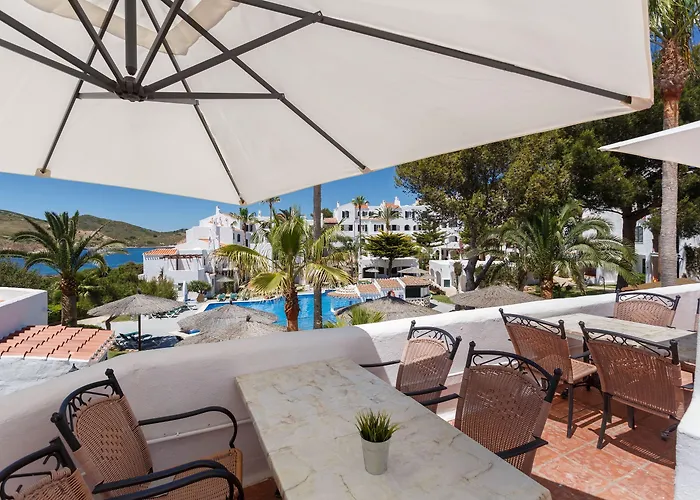 Apartmanhotel Fergus Club Carema Splash